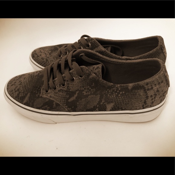 Vans Snakeskin Low Top - Picture 2 of 3